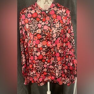 Beautiful long sleeve blouse size XL